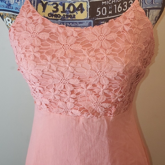 Beautiful Alter'd State dress - Picture 2 of 9